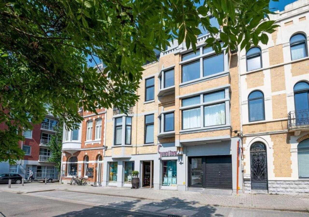 Renovated Art Deco Apartment With Vintage Elements Ostenda Zewnętrze zdjęcie